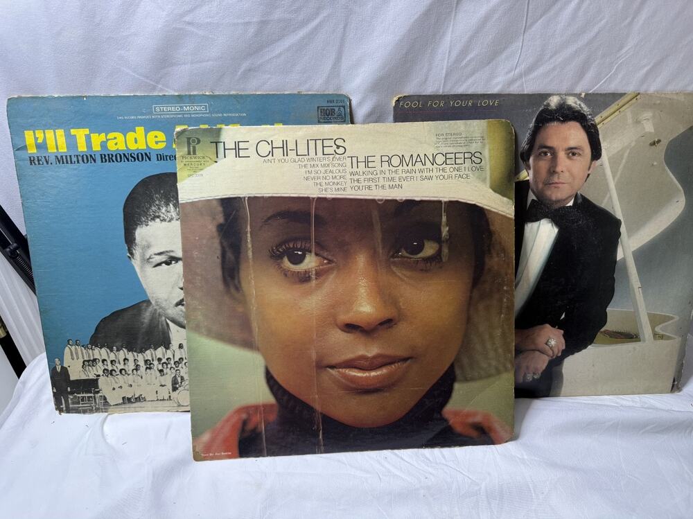 Vintage Gospel Soul Country Vinyl Record Lot 3pc Mickey Gilley Chi-Lites